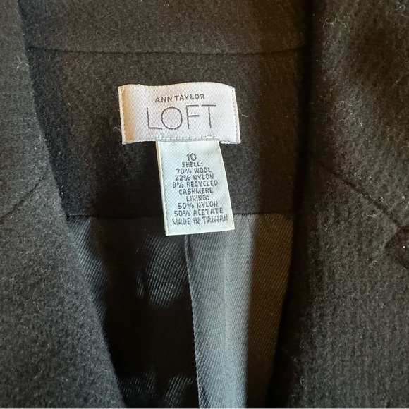 Ann Taylor Loft Women’s wool Long coat size 10 - Picture 9 of 11